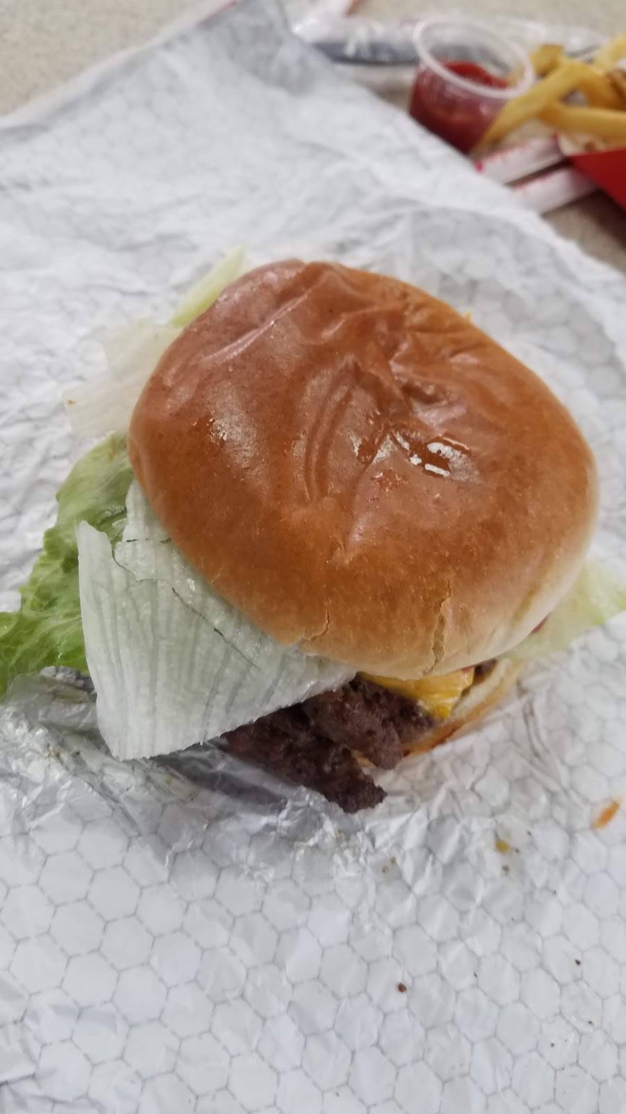 Wendys | restaurant | 2601 E, Tamiami Trail E, Naples, FL 34112, USA | 2397758505 OR +1 239-775-8505