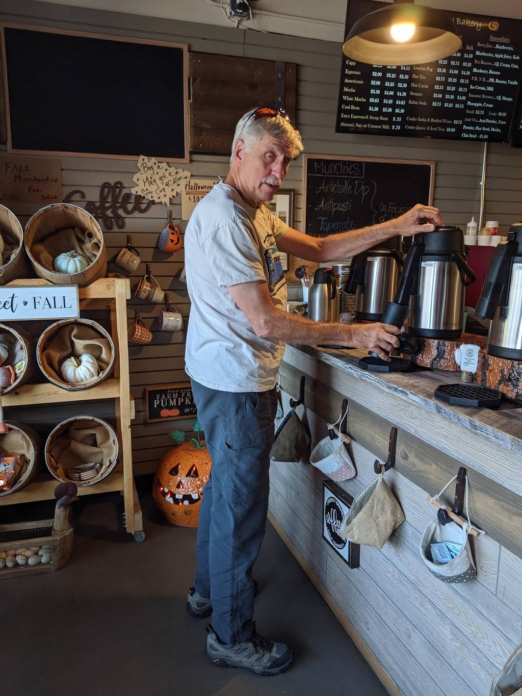 Coffee Bean N Bakery | bakery | 16 Mt Evans Blvd, Pine, CO 80470, USA | 7205058181 OR +1 720-505-8181