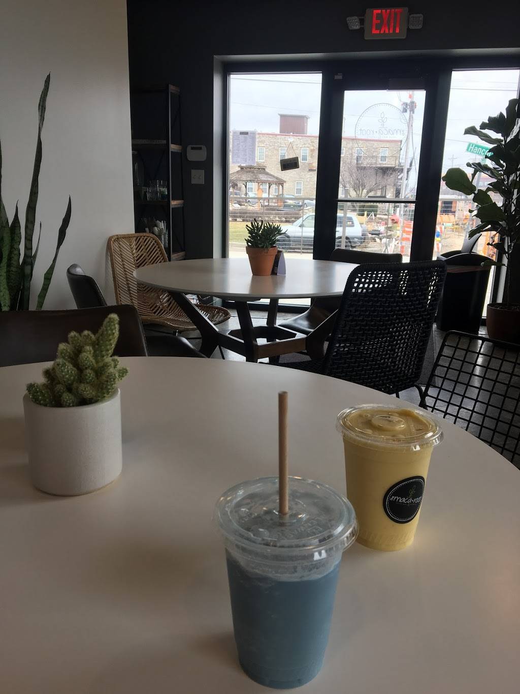 The Maca Root Juice Bar & Eatery | restaurant | 305 E Water St, Sandusky, OH 44870, USA | 4193579286 OR +1 419-357-9286