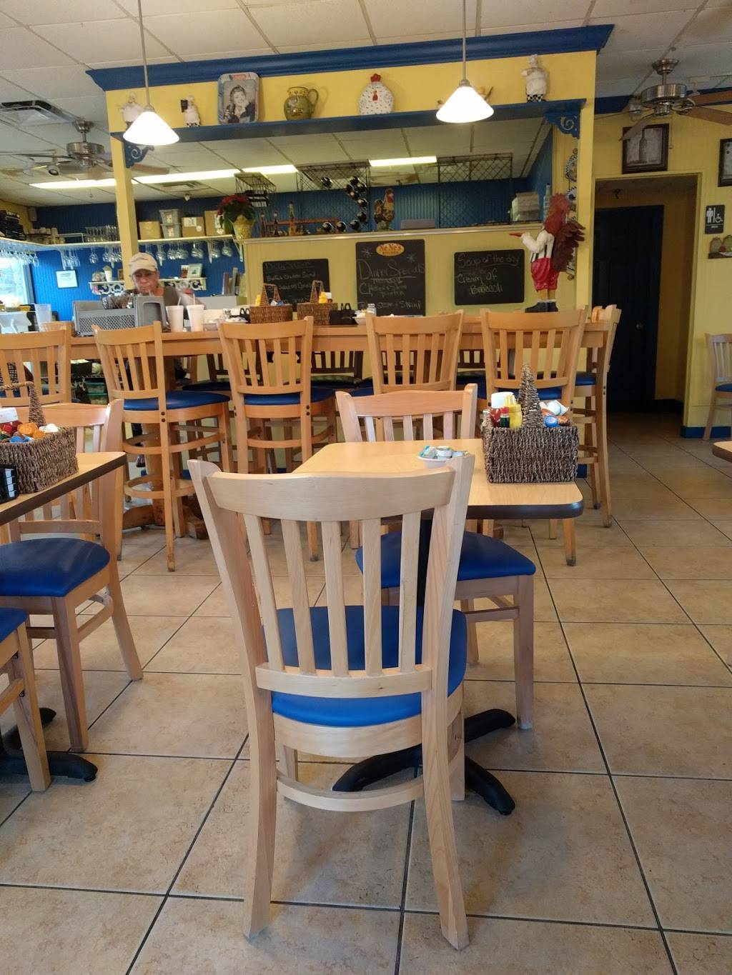 NeNes Kitchen | restaurant | 297 N Collier Blvd, Marco Island, FL 34145, USA | 2393943854 OR +1 239-394-3854