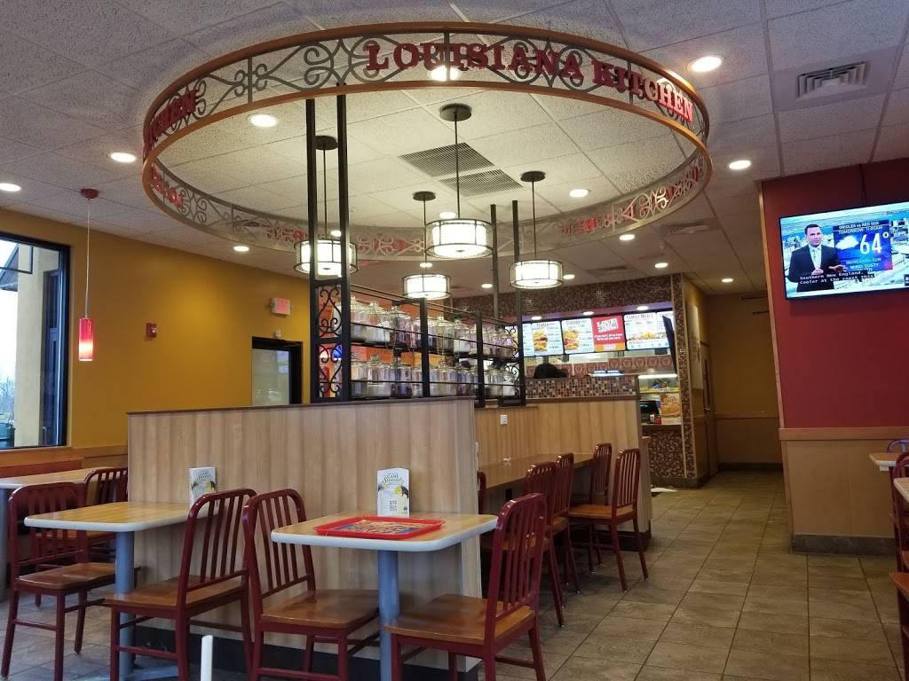 Popeyes Louisiana Kitchen | restaurant | 84 Mazzeo Dr, Randolph, MA 02368, USA | 7818058144 OR +1 781-805-8144