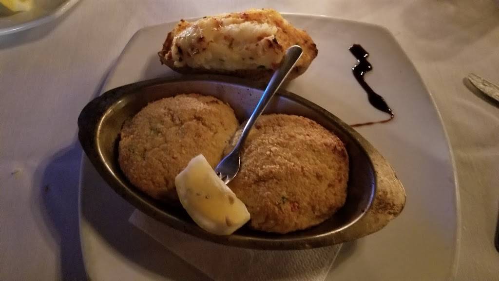 Inn At Maple Grove | restaurant | 2165 State St, Alburtis, PA 18011, USA | 6106824346 OR +1 610-682-4346
