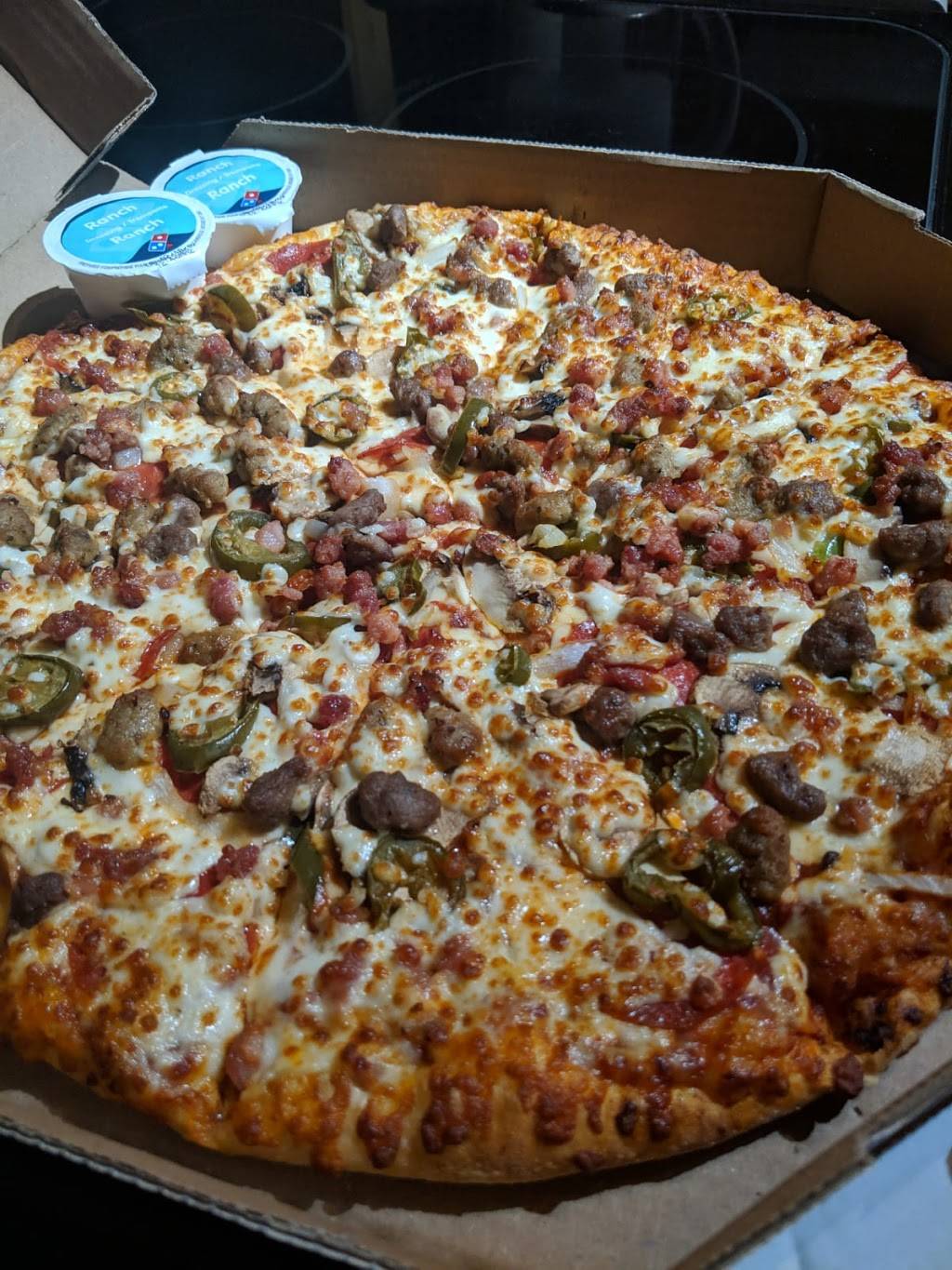 Dominos | meal delivery | 17 Wilson Dr, Milton, ON L9T 3J7, Canada | 9058753030 OR +1 905-875-3030
