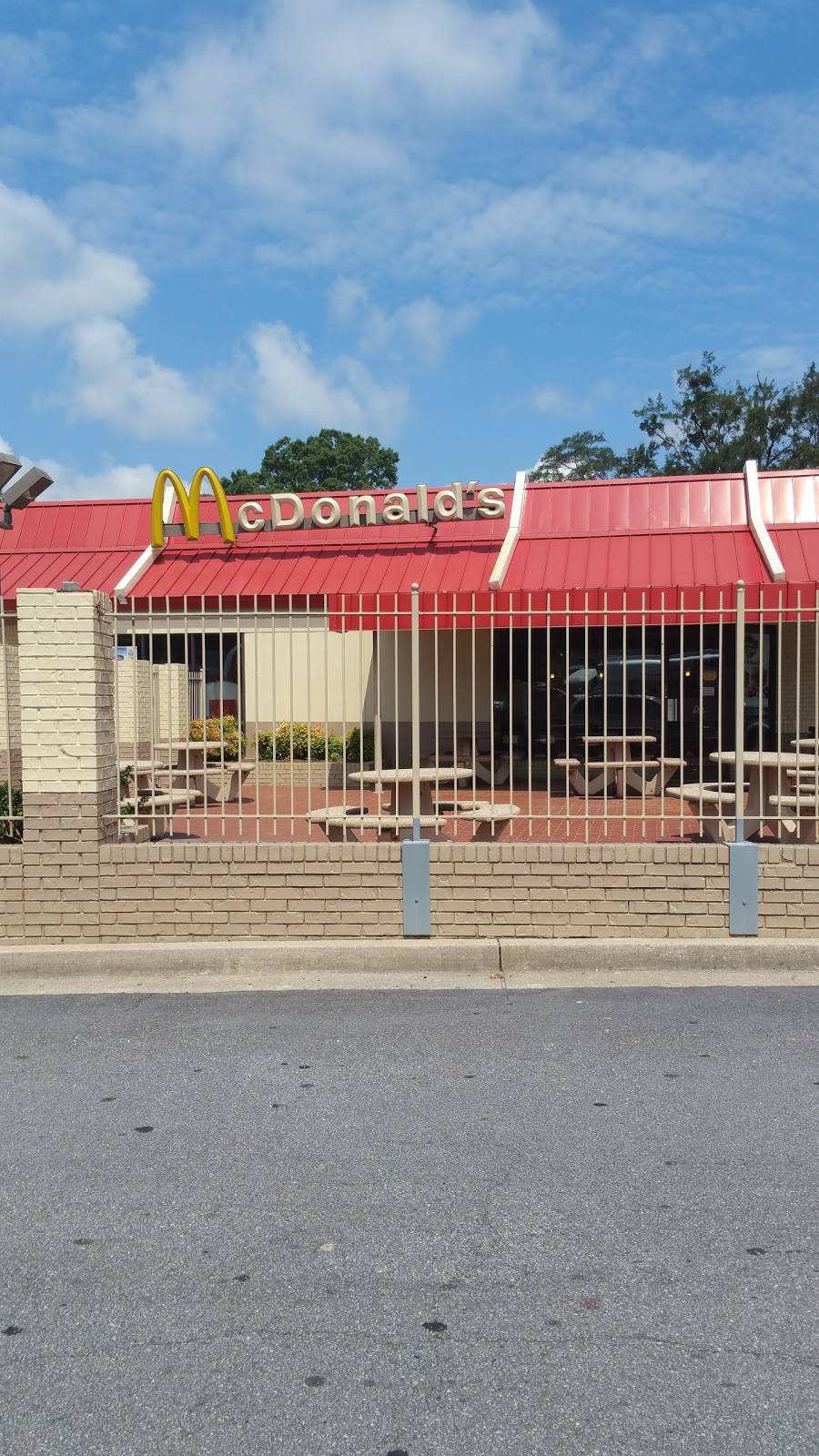 McDonalds | cafe | 5535 Buford Hwy, Norcross, GA 30071, USA | 7704417634 OR +1 770-441-7634