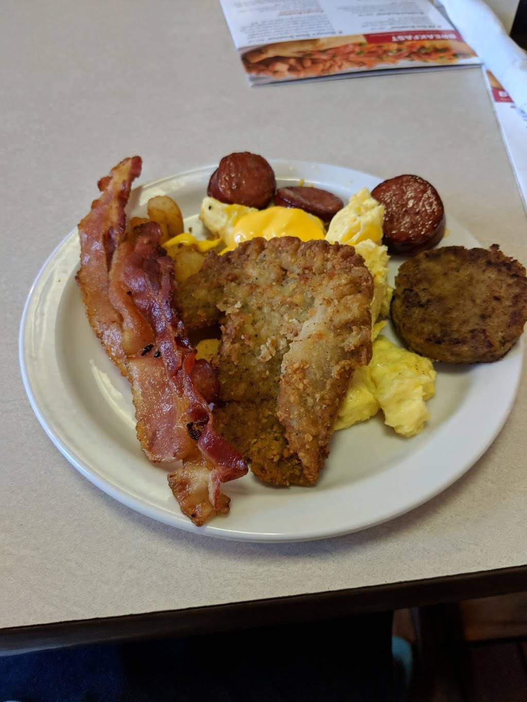 Shoneys - Harriman | meal takeaway | 1809 S Roane St, Harriman, TN 37748, USA | 8658829888 OR +1 865-882-9888