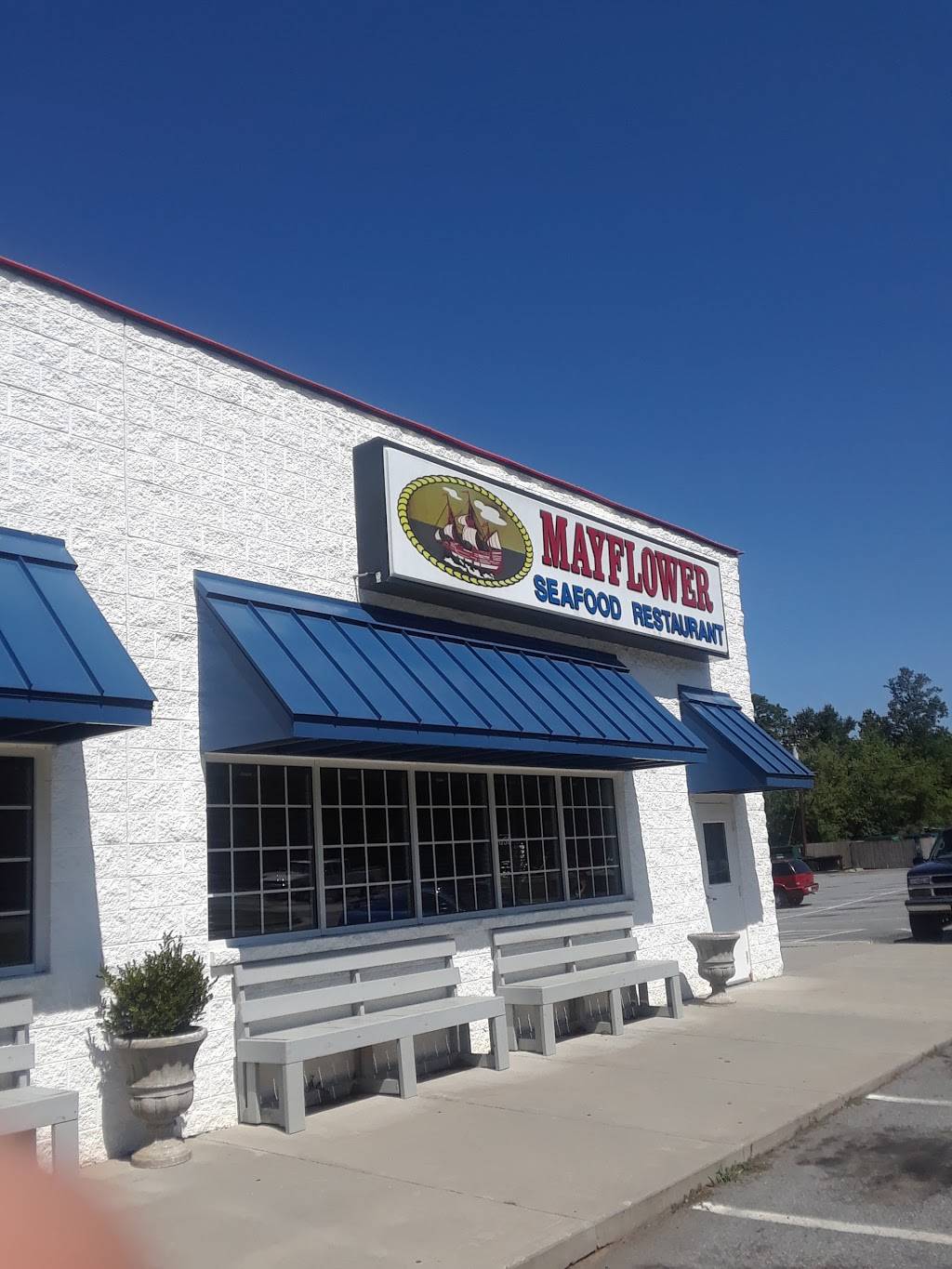 mayflower-seafood-restaurant-850-peters-creek-pkwy-winston-salem-nc