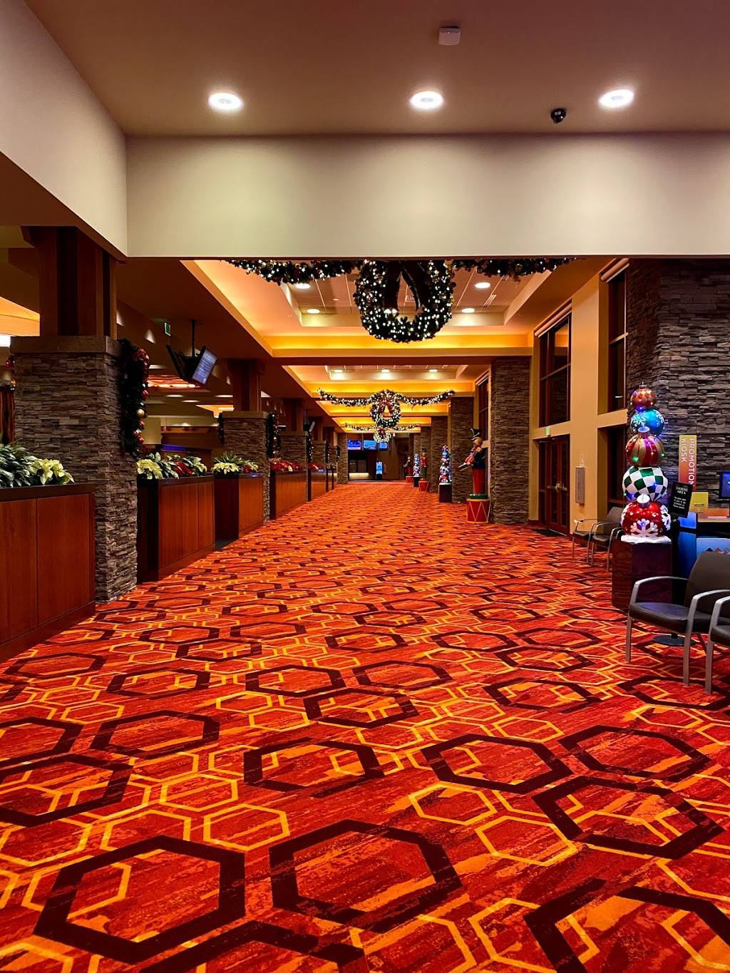 spirit mountain casino lodge grand ronde