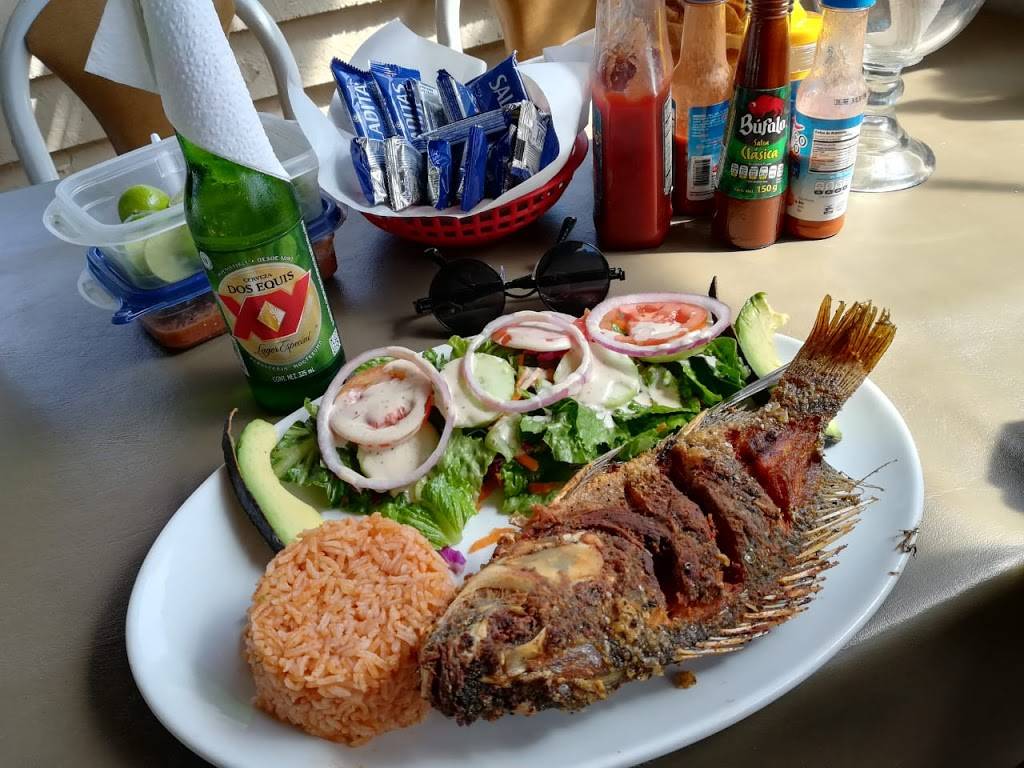 Mi Jacalito Mariscos - Restaurant | Blvd. Benito Juárez 586, Centro Playas,  22710 Rosarito, ., Mexico