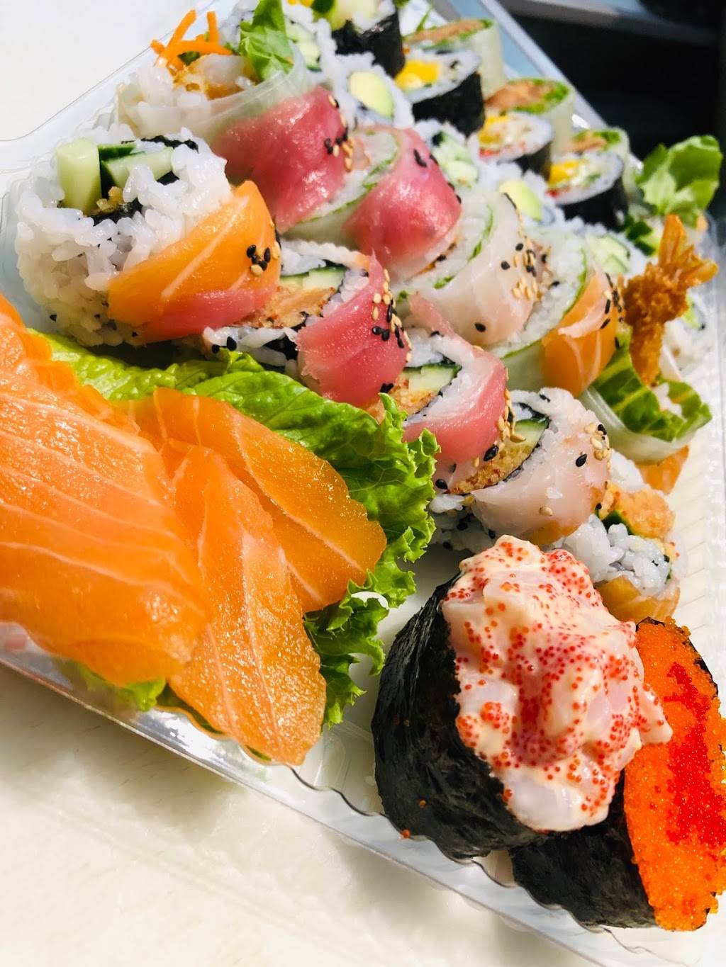 Sushi & Go | restaurant | 5333 Boulevard Laurier, Terrebonne, QC J7M 1W1, Canada | 4504170919 OR +1 450-417-0919