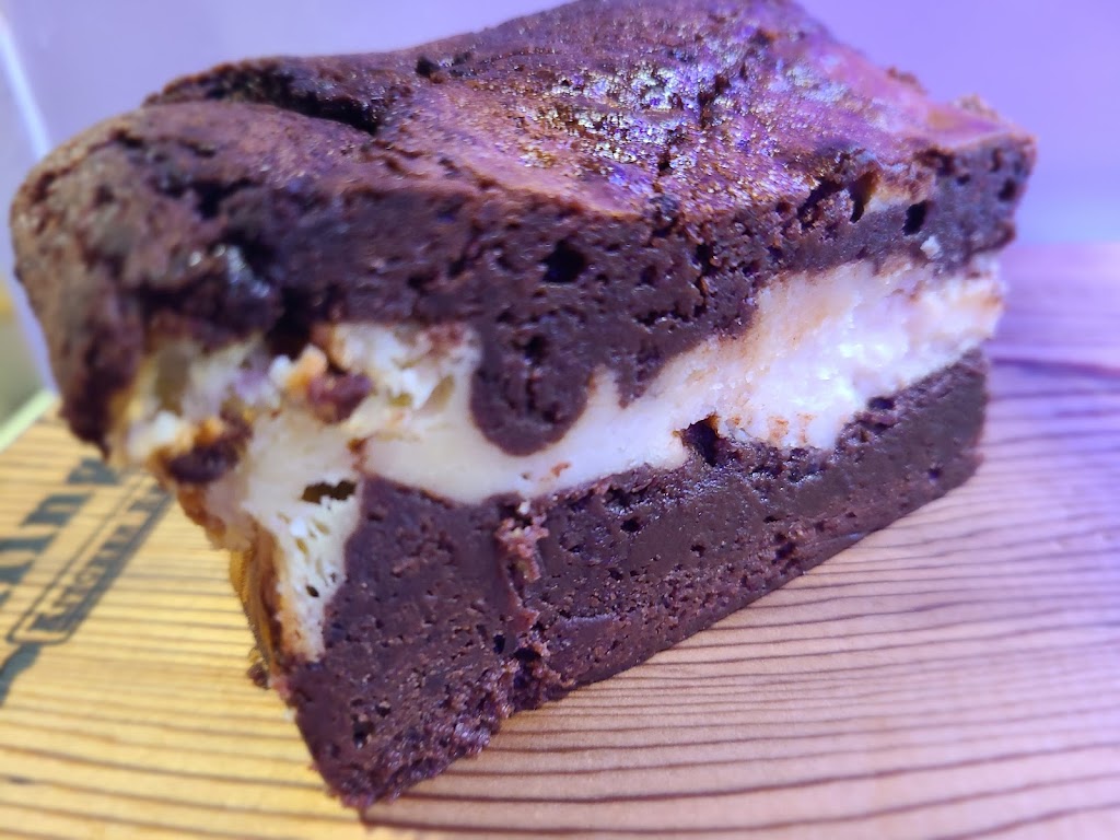 Pumpkin and Buggs Bake Shop II | bakery | 5318 Halifax Rd, Halifax, VA 24558, USA | 8137279049 OR +1 813-727-9049