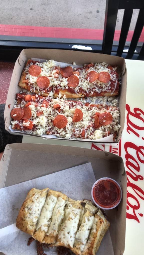 DiCarlos Pizza | Wheeling | meal delivery | 1311 Main St, Wheeling, WV 26003, USA | 3042330730 OR +1 304-233-0730