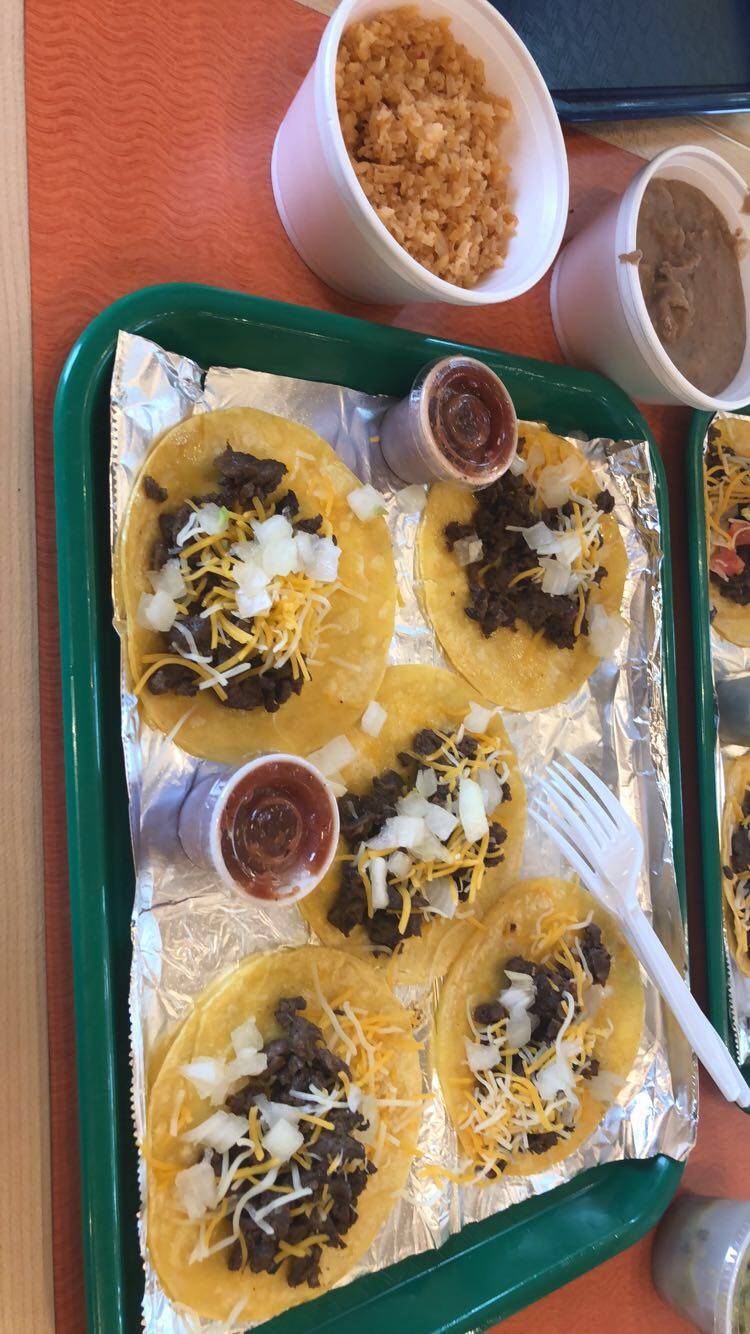 Go Loco Street Tacos & Burritos | restaurant | 2050 N Westmoreland Rd #110, Dallas, TX 75212, USA | 9729250776 OR +1 972-925-0776