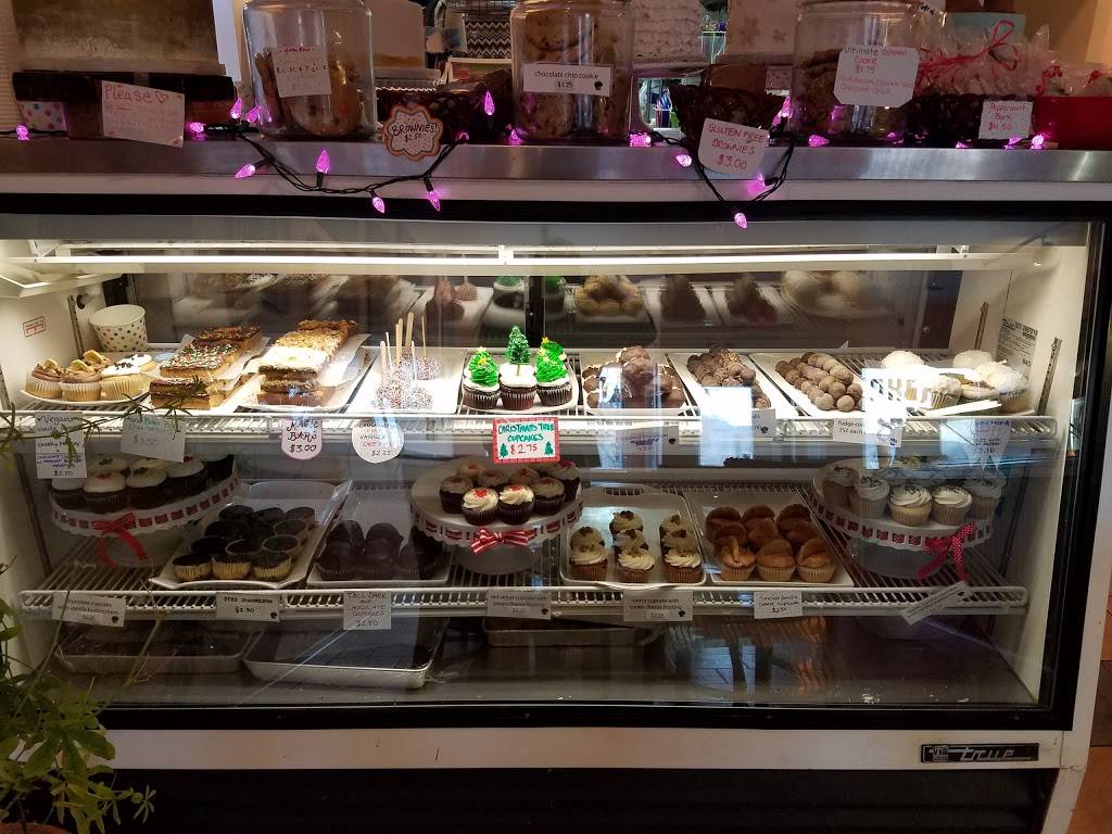 Sweet Spot | bakery | 60 Railroad St, New Milford, CT 06776, USA | 8607997170 OR +1 860-799-7170