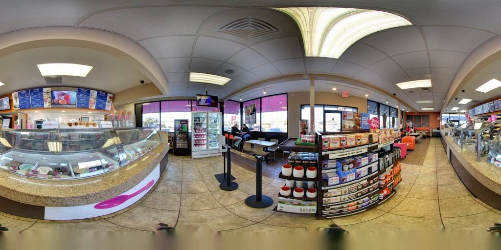 Dunkin | bakery | 433A Western Blvd, Jacksonville, NC 28546, USA | 9109395257 OR +1 910-939-5257