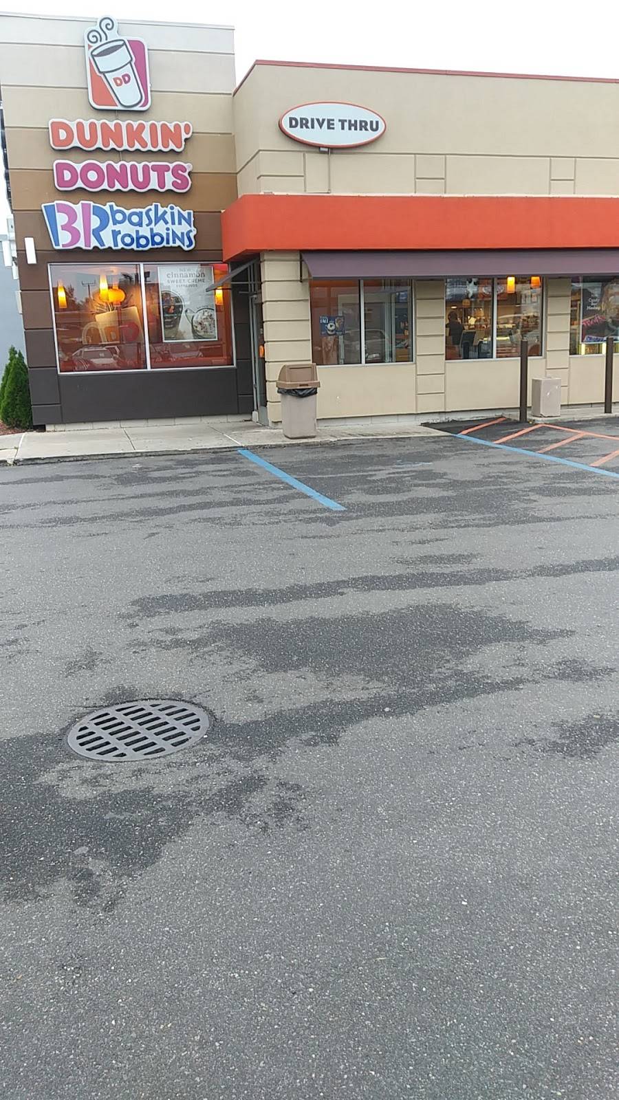 Dunkin Donuts | cafe | 18711 Jamaica Ave, Jamaica, NY 11423, USA | 7184543501 OR +1 718-454-3501