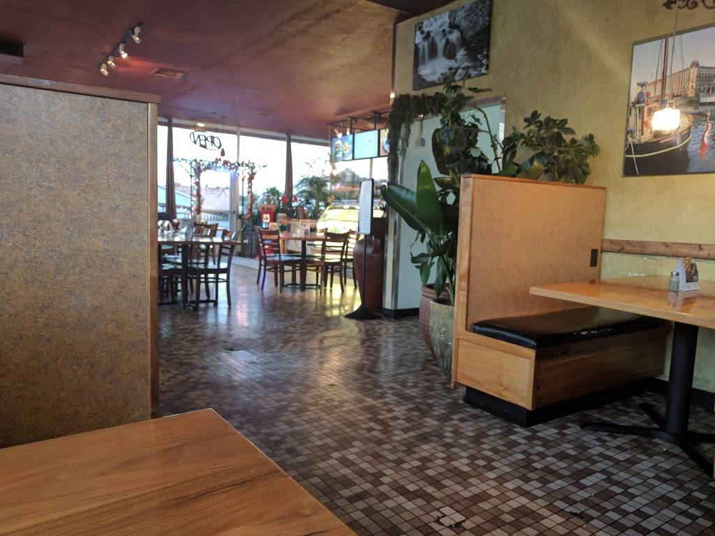 Romos Mediterranean Grill | restaurant | 661 Main St, Logan, UT 84321, USA | 4357993121 OR +1 435-799-3121