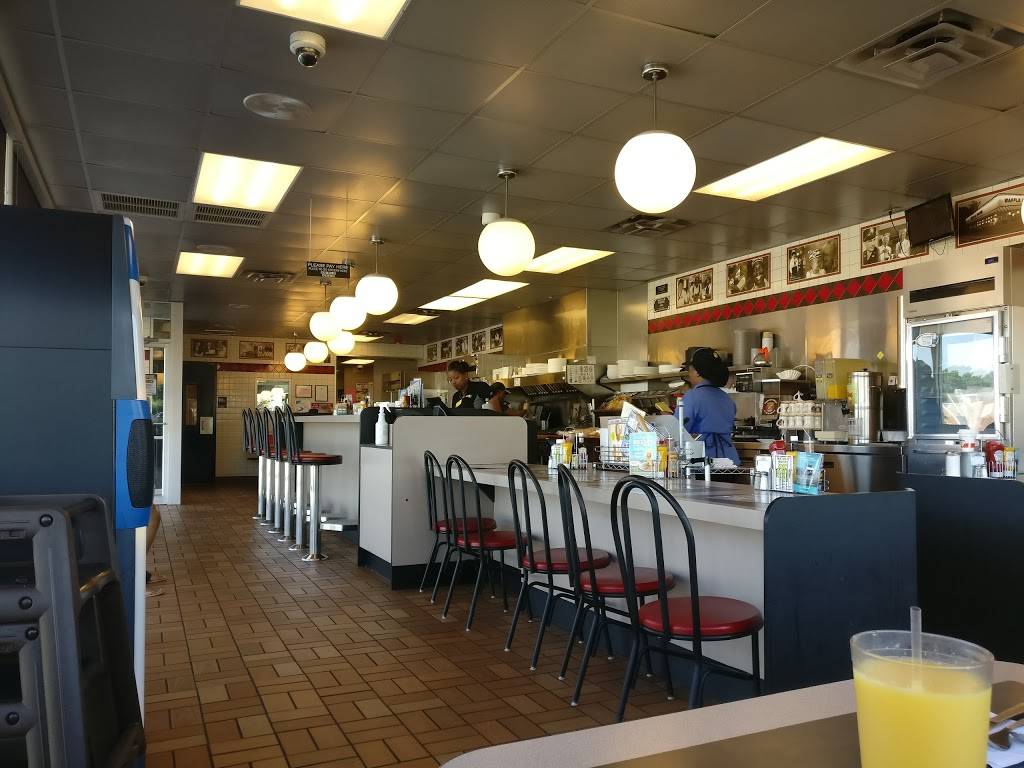 Waffle House | meal takeaway | 7497 Midlothian Turnpike N, Richmond, VA 23225, USA | 8047454981 OR +1 804-745-4981