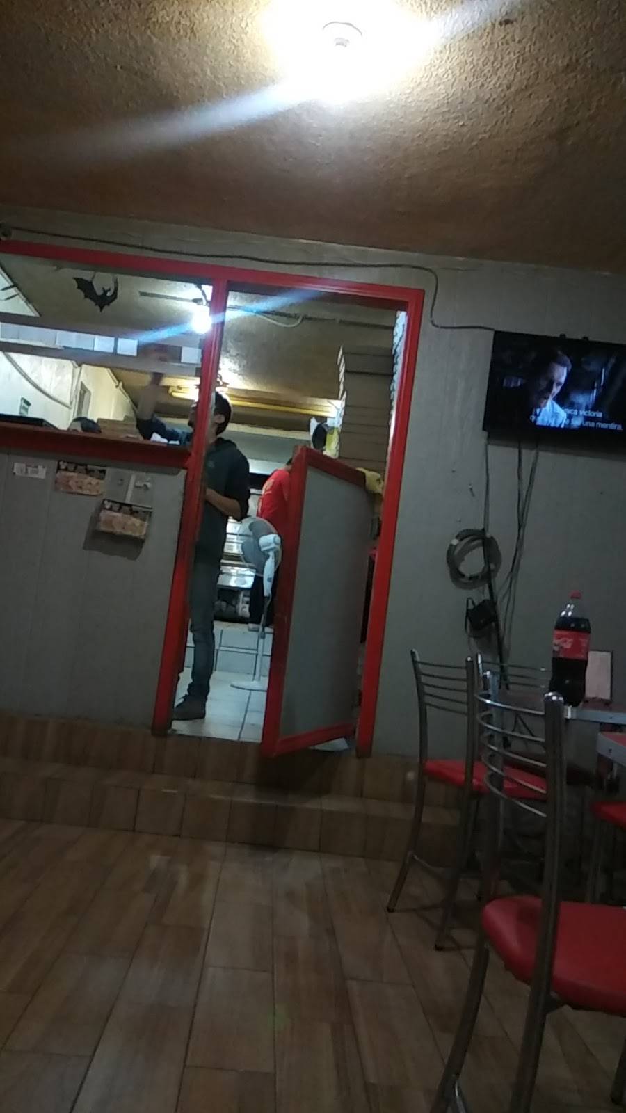 Manolos Pizza La Presa | restaurant | San Bartolo 18007, Lomas de la Presa, 22125 Tijuana, B.C., Mexico | 016646459496 OR +52 664 645 9496