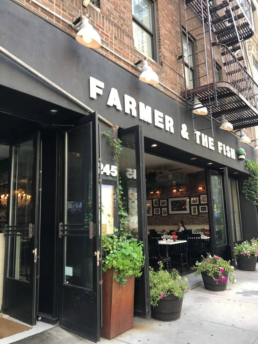 Farmer & The Fish | restaurant | 245 Park Ave S, New York, NY 10003, USA | 6469985991 OR +1 646-998-5991