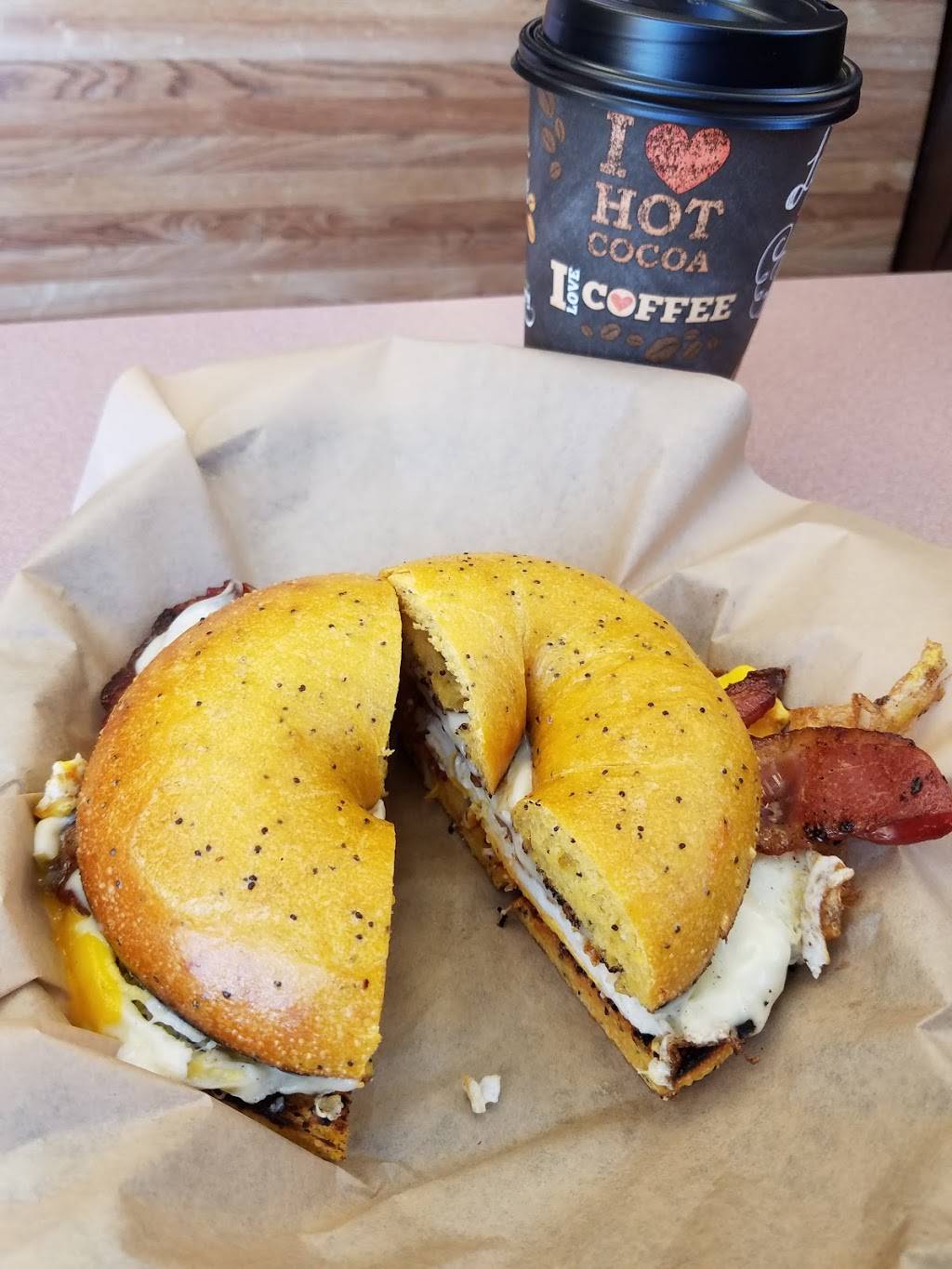 Back Home Bagels Deli & Bake Shop | cafe | 4041 PA-309 Suite 103, Schnecksville, PA 18078, USA | 6107603262 OR +1 610-760-3262
