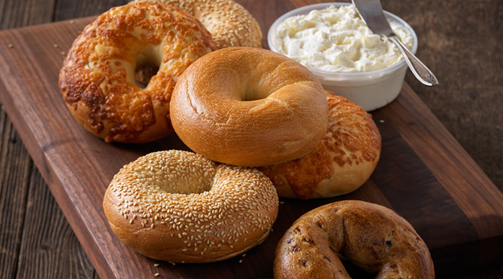 Einstein Bros. Bagels | bakery | 2240 Reilly Rd H4512, Fort Bragg, NC 28310, USA | 9103390366 OR +1 910-339-0366