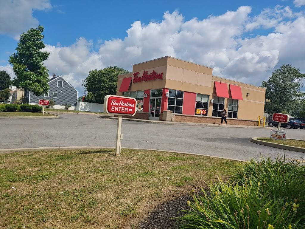 Tim Hortons - Restaurant | 3638 South Park Ave, Blasdell, NY 14219, USA