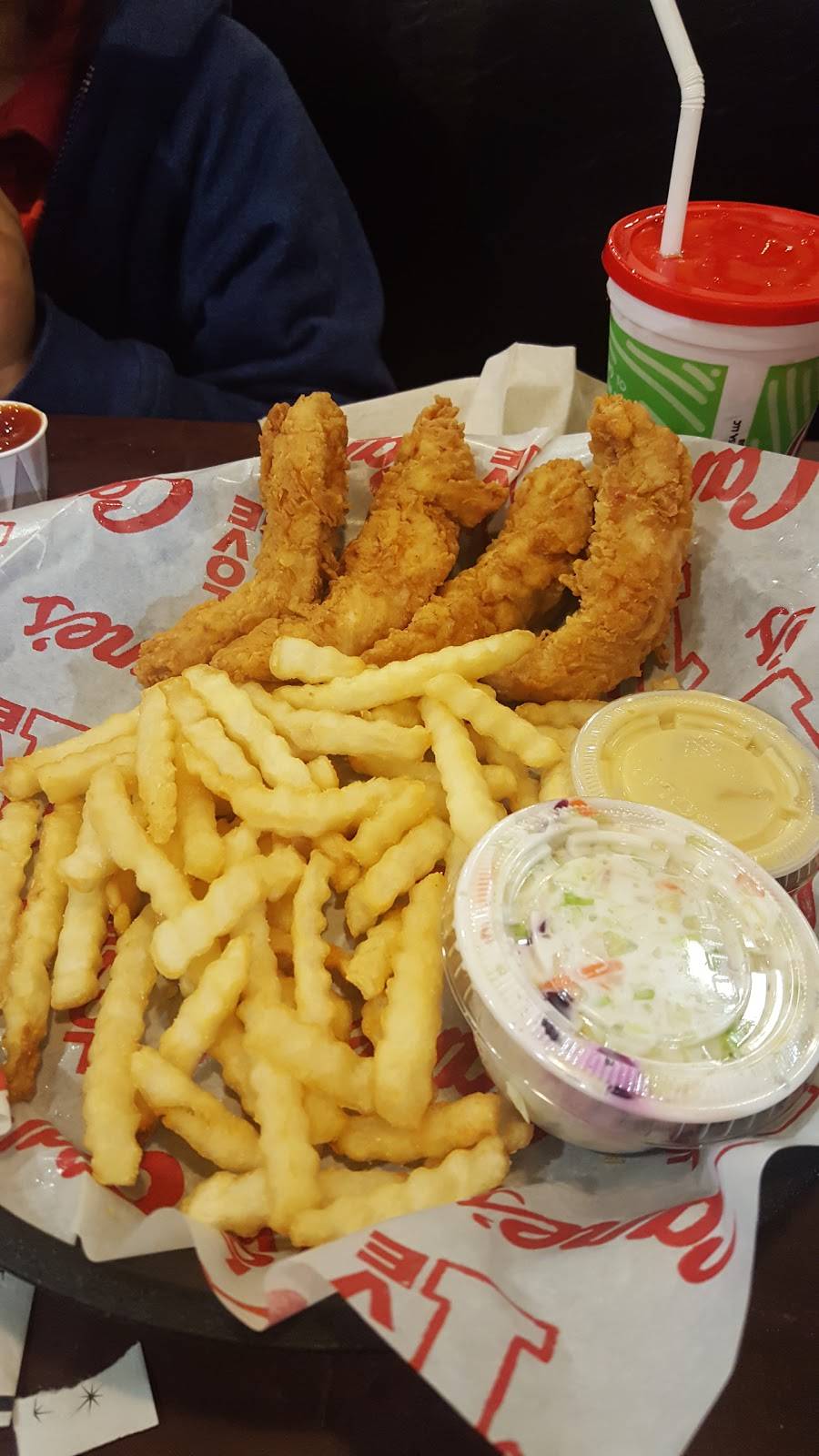 Raising Cane's Chicken Fingers Meal takeaway 1130 Alameda St