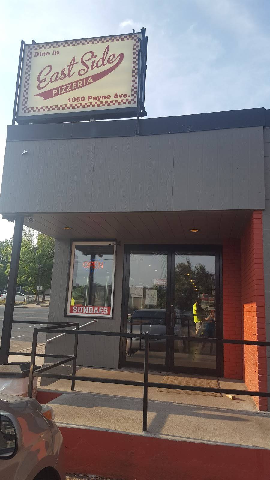 Eastside Pizzeria | meal delivery | 1050 Payne Ave, St Paul, MN 55106, USA | 6517767499 OR +1 651-776-7499