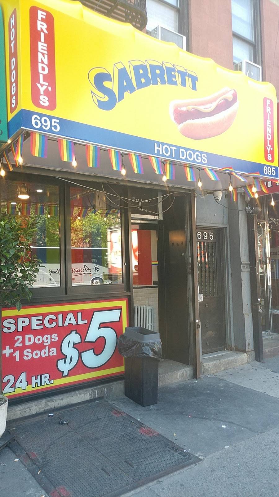 Friendlys Hot Dogs | restaurant | 695 10th Ave, New York, NY 10036, USA