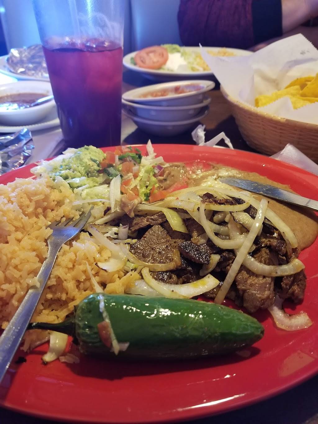 La Terraza | restaurant | 516 N Berkeley Blvd, Goldsboro, NC 27534, USA | 9199888006 OR +1 919-988-8006
