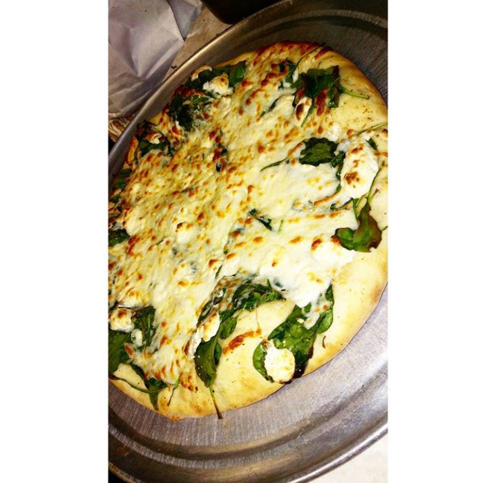 La Pinche Pizza | restaurant | Lago Nte, Valle Dorado, 22890 Ensenada, B.C., Mexico | 016462051284 OR +52 646 205 1284
