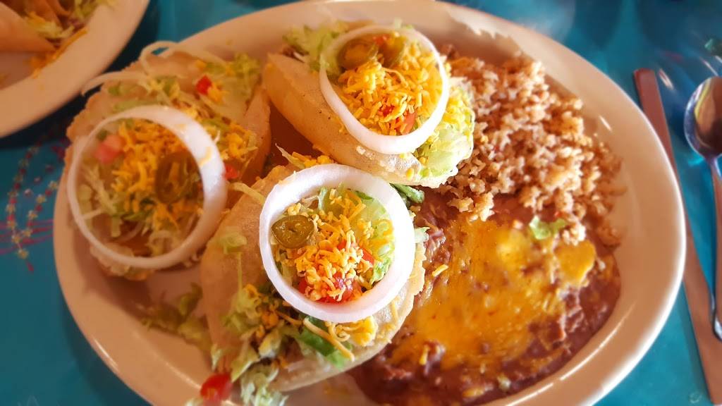 La Fiesta Patio Cafe | cafe | 1421 Pat Booker Rd, Universal City, TX 78148, USA | 2106585110 OR +1 210-658-5110