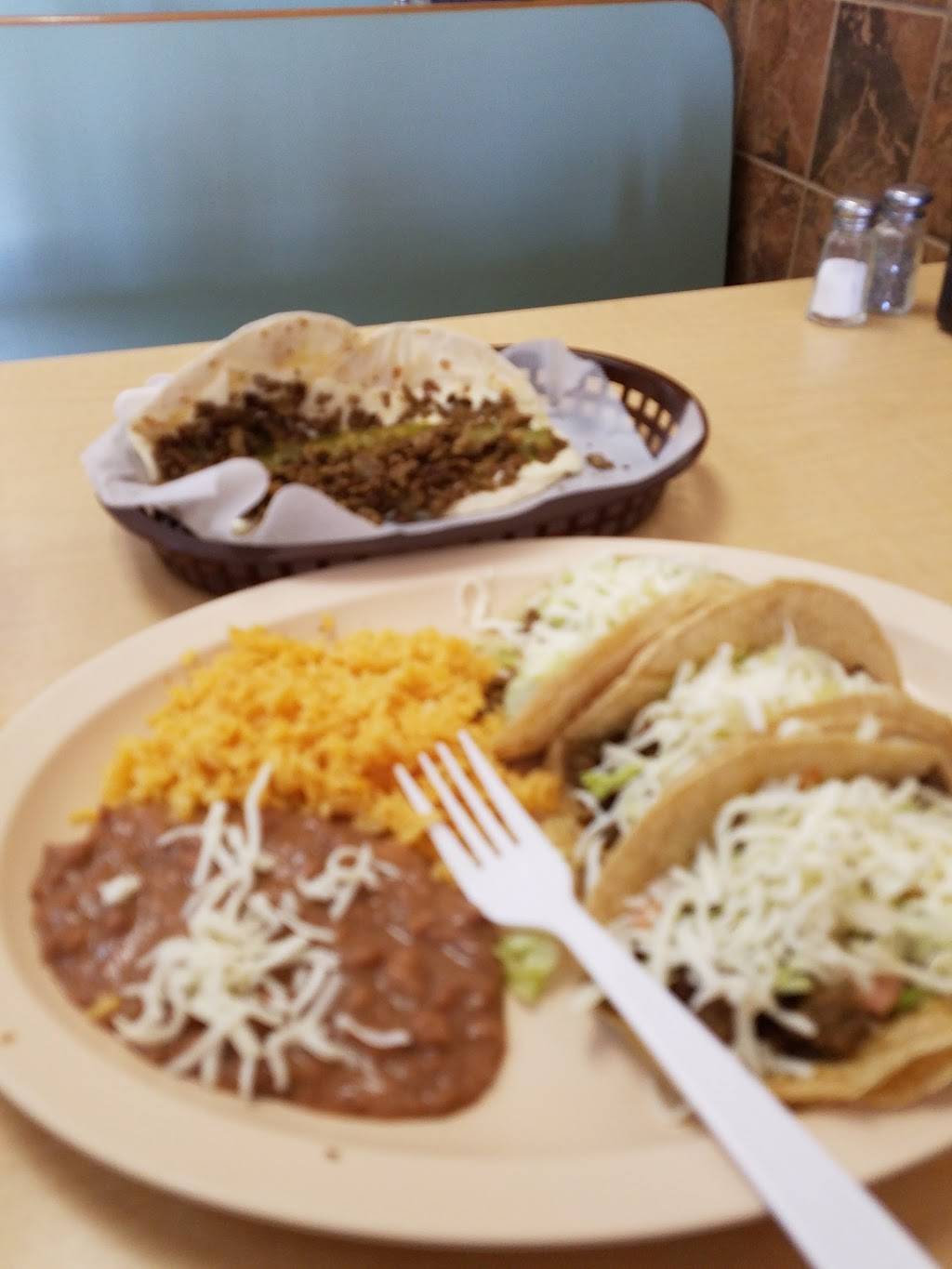 Tacos & Burritos Rancho Grande - Restaurant | 2394 172nd St, Lansing 