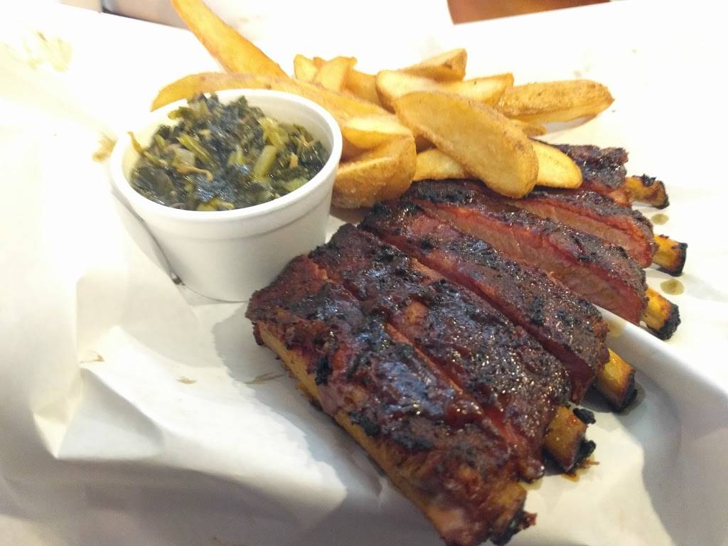 Bo Doogie's BBQ - Restaurant | 531 N Grandstaff Dr, Auburn, IN 46706, USA