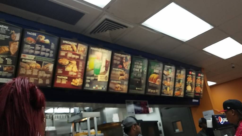 Taco Bell | restaurant | 16001 Jamaica Ave, Jamaica, NY 11432, USA | 7182977292 OR +1 718-297-7292