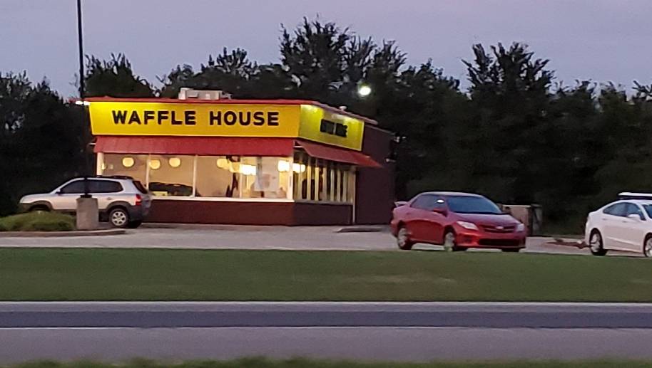 Waffle House | meal takeaway | South, 9009 US-71, Fort Smith, AR 72908, USA | 4796462050 OR +1 479-646-2050
