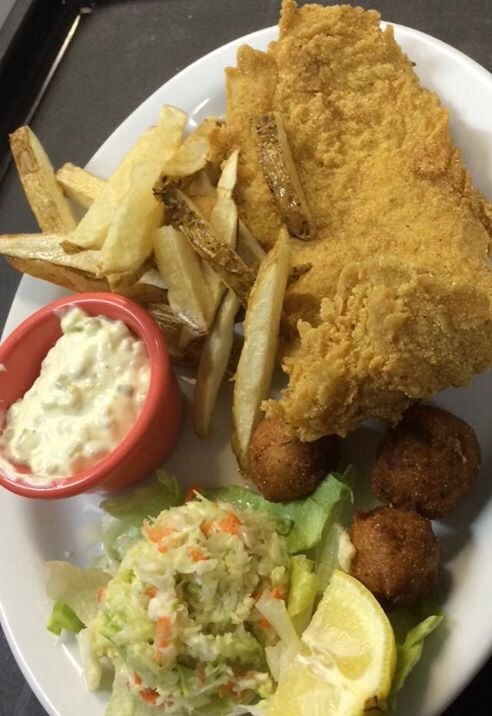 El Chatos Restaurant | restaurant | 1201 15th St, Ozona, TX 76943, USA | 3253925808 OR +1 325-392-5808