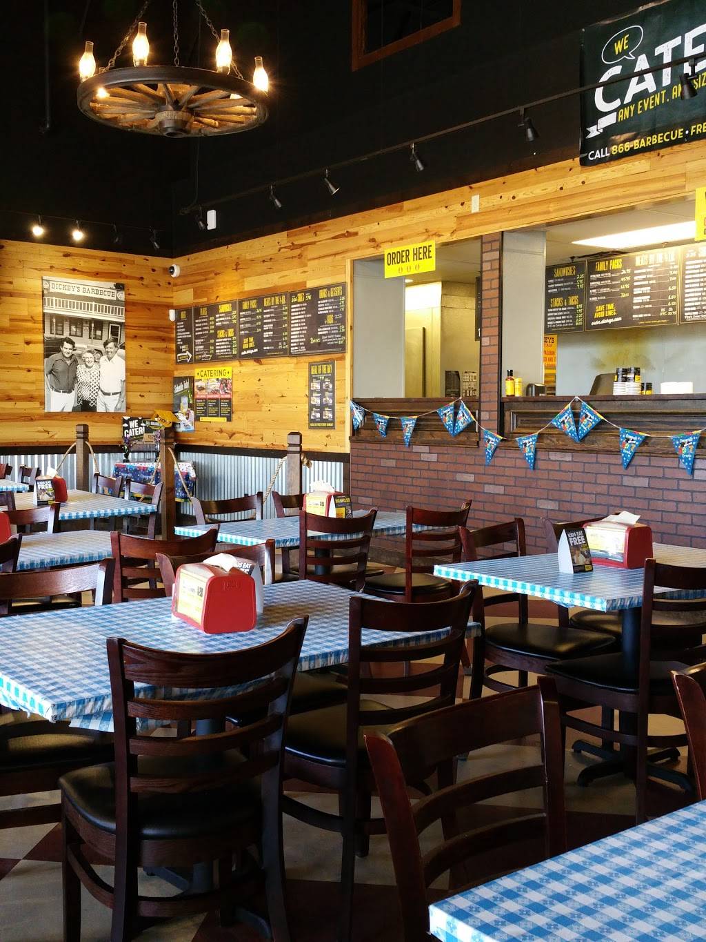 Dickeys Barbecue Pit - Restaurant | 6628 W 10th St, Greeley, CO 80634, USA1024 x 1365