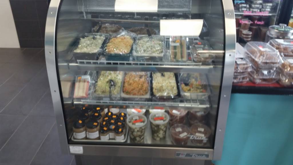 LAFORTUNE traiteur/cremerie/casse-croute | meal takeaway | Saint-Alexis, QC J0K 1T0, Canada | 4503971415 OR +1 450-397-1415