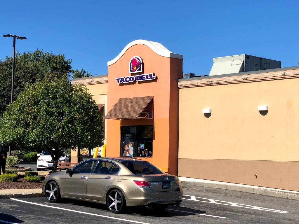 Taco Bell | meal takeaway | 7 Newport Ave, Pawtucket, RI 02861, USA | 4017254116 OR +1 401-725-4116