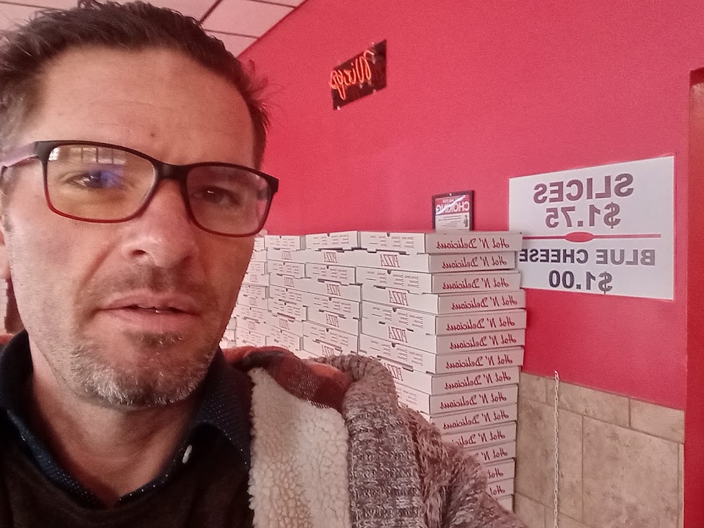 Bucks Pizzeria | restaurant | 1890 Pierce Ave, Niagara Falls, NY 14301, USA | 7162156466 OR +1 716-215-6466