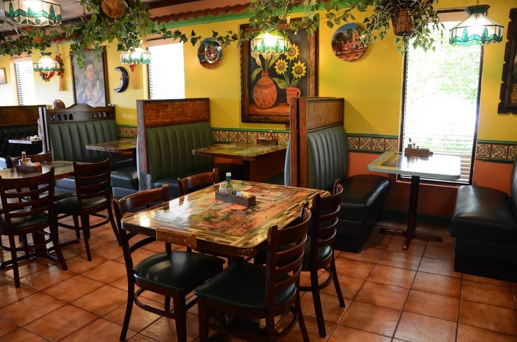 Los Portales Resturante Mexicano | 80 Commerce Blvd, Benton, KY 42025, USA