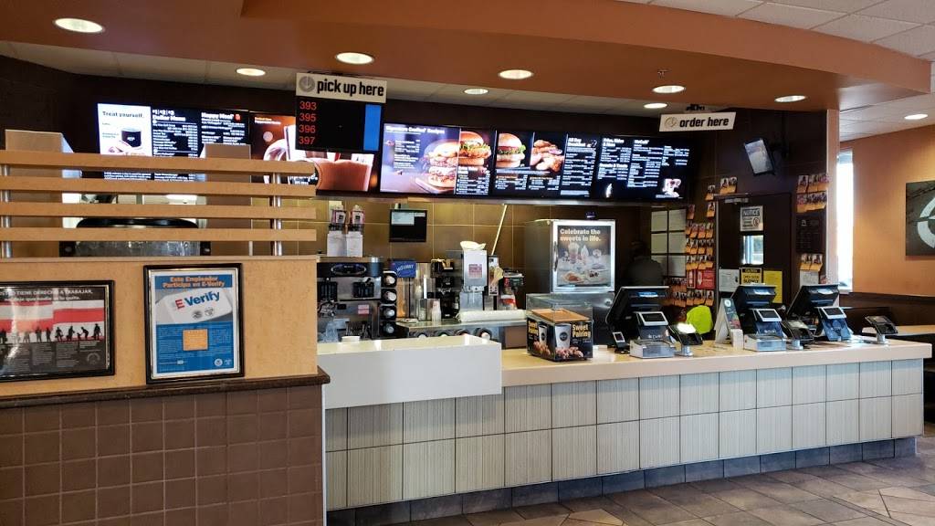 McDonalds | cafe | 207 Murchison Rd, Spring Lake, NC 28390, USA | 9104974812 OR +1 910-497-4812