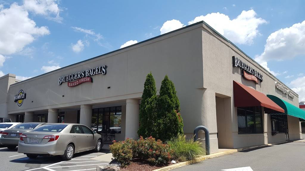 Brueggers Bagels | cafe | 106 S Sharon Amity Rd, Charlotte, NC 28211, USA | 7043670737 OR +1 704-367-0737
