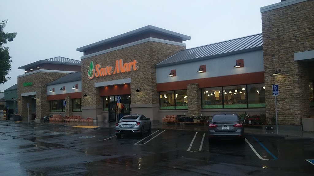 Save Mart | meal delivery | 1449 E F St, Oakdale, CA 95361, USA | 2098477044 OR +1 209-847-7044