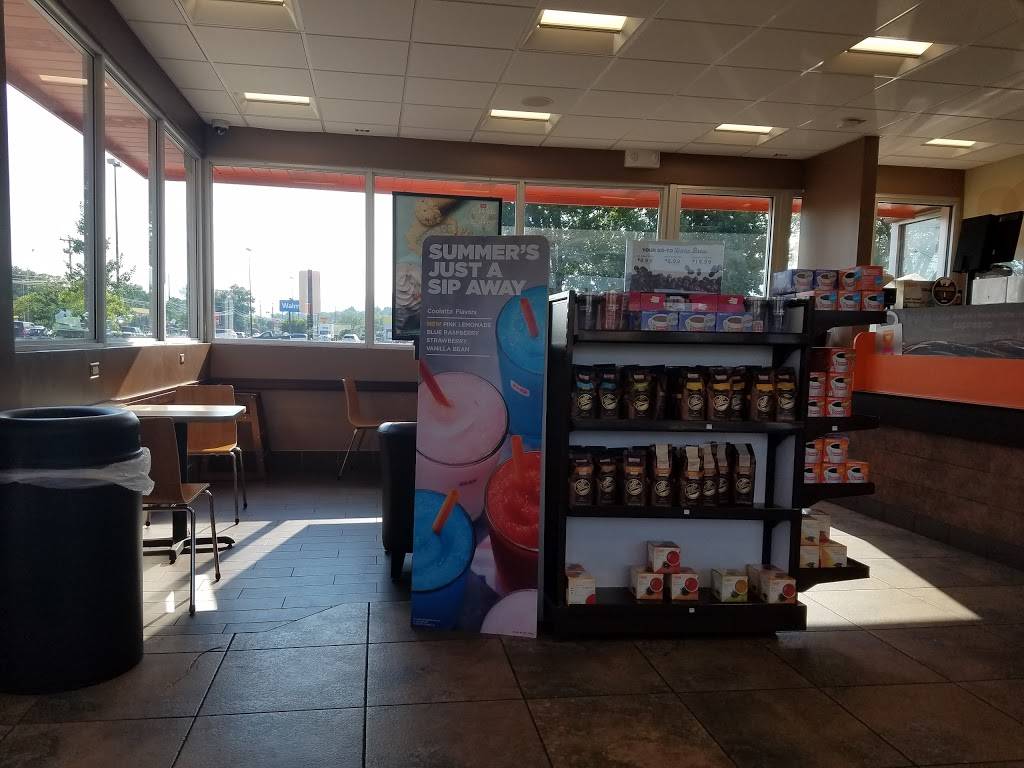 Dunkin' 1803 W Main St, Salem, VA 24153, USA