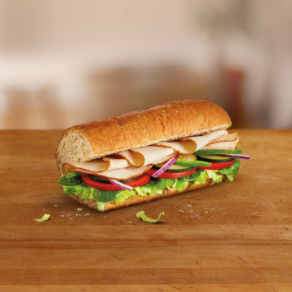 Subway | meal takeaway | 1724 W Hillsboro Blvd, Deerfield Beach, FL 33441, USA | 9544205153 OR +1 954-420-5153
