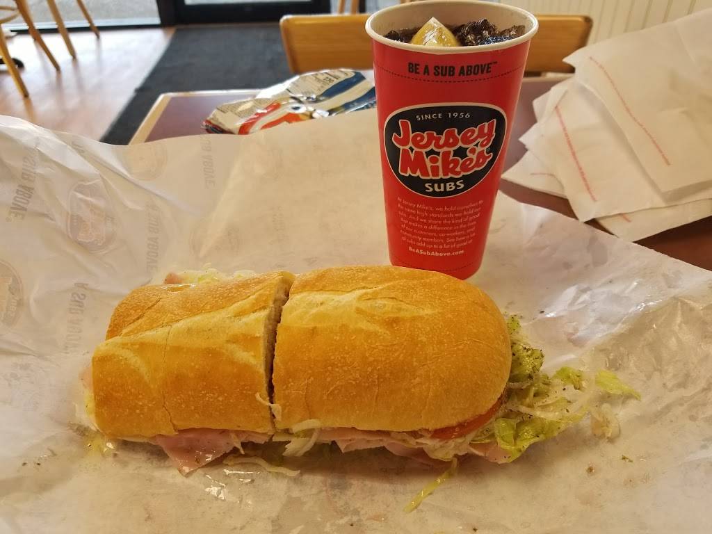 jersey mike's shelbyville road