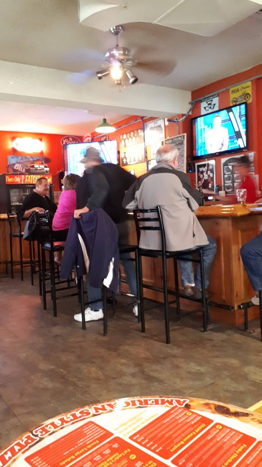 Fat Louie's American Style Pizzeria & Bar Restaurant 384 Linwell Rd