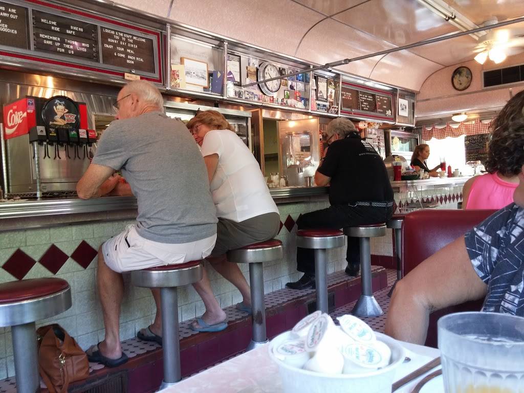 Sunny Day Diner | restaurant | US-3 &, Connector Rd, Lincoln, NH 03251, USA | 6037454833 OR +1 603-745-4833